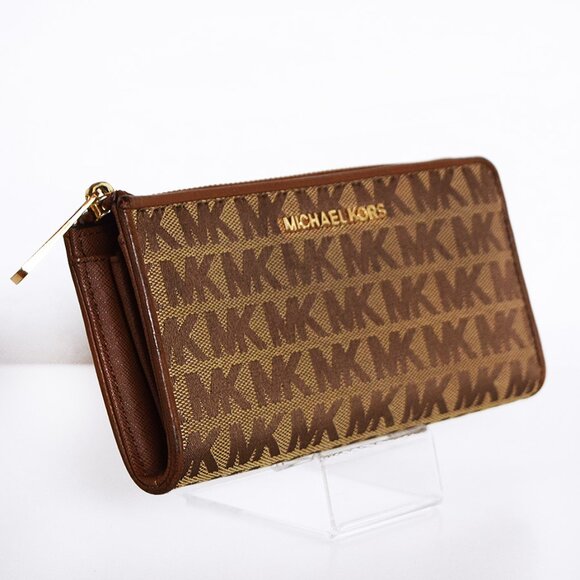 Michael Kors Beige Jet Set Travel Signature Canvas and Leather Three Quarter-Zip - Picture 2 of 15